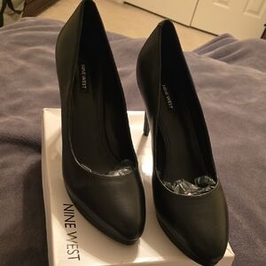 Nine West Quabree Platform Pumps